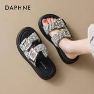 Daphne | Stylish Strap Beach Sandal