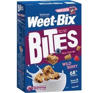 Sanitarium Weet Bix Bites Wild Berry วีท บิคซ์ ไบท์ ข้าวสาลีอบกรอบผสมไวล์ดเบอร์รี่ (Australia Imported) 500g.