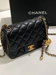 MS0108 Chanel 金球cf 17cm 黑金 Classic Flap 17 cm with Gold Ball Lambskin