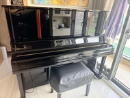 YAMAHA U5