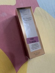 Estée Lauder 2C0 Cool Vanilla 白金級寶石粉底液(Re-Nutriv Ultra Radiance Liquid Makeup) 雅詩蘭黛