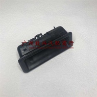 E60 E90 E91 E92 E70 Trunk Switch Tail Cover Switch 5124-7118-158