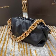 【RP精品】BOTTEGA VENETA BV The Chain Pouch 鍊條 雲朵包 肩背包 黑色