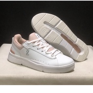 On The Roger Advantage Women's casual board shoes Tennis shoes