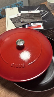 Staub 鑄鐵鍋 琺瑯鍋