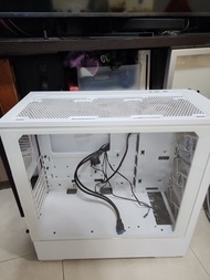 白色電腦機箱 ATX
