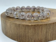 Cocoxienite in quartz. 8-9 MM