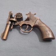 Toy gun can be fired metal gun revolver 7080 nostalgic old flint gun signal paper gun.