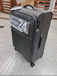 Samsonite新秀麗72H超輕26吋登機黑色行李箱