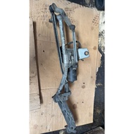 Wiper Peugeot 207 Wiper Motor with Wiper Link Set Peugeot 207 (USED HALFCUT)