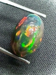 โอปอลดำ 4.79 กะรัต ทรงรี 15x10x7.5มม อัญมณีธรรมชาติ 100% Black opal 4.79cts 15x10x7.5mm oval shape 1