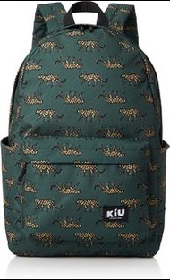 日本突發大減價, 優惠隨時完結 Kiu 多間隔背包 (16.5L) 防水面料 Size: 26.5 x 45 x 15 cm $499/個 日本直送, 下單後約二至三星期到貨 順豐到付