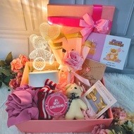 Premium Beautiful Hampers Girl Gifts/Birthday Girl Gifts