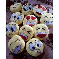 Lelong EMOJI Pillow
