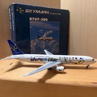 1:400 Skymark Airline 日本天馬航空 Boeing B767-300 (Direct TV)  Big Bird 飛機模型