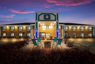 住宿 Clarion Pointe Harrodsburg-Danville