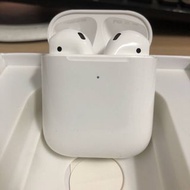 Apple Airpods 2 原裝正版apple 藍牙耳機 左耳250 右耳250 叉電盒250  一套600|| apple airpods 1  左耳 180 右耳 180 叉電盒200 一套 380