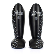 SALE สนับแข้งมวย สนับแข้ง มวยไทย มวยสากล ไซส์ L สีดำ สีน้ำเงิน Fairtex Shin Guard SP5 Competition Shin Pads Blue Black Size L