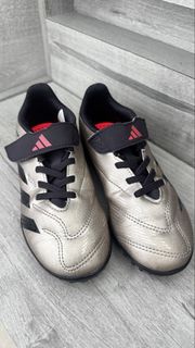 sizeUK1.5#adidas football boots 草地硬地兩用足球鞋