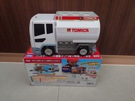 TOMICA 油罐車加油站 及 消防車 玩具 一架$60 兩架$100