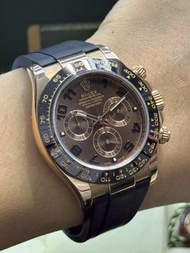 Rolex Daytona 玫瑰金 👑🍫勞力士 Rolex 116515ln 朱古力數字 皮帶款2015年 卡盒（Rubber b 代用膠帶)