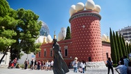 Tour Girona, Figueres & Dali Theatre and Museum từ Barcelona