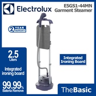 ELECTROLUX 1800w 2.5L UltimateCare 500 Garment Steamer ( E5GS1-44MN , E5GS144MN )