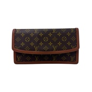 LV 紅皮信封手拿包