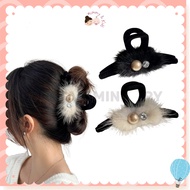 Furry Hair Claw Pearl Winter Style Plush Hair Clip Ladies Fashion Shark Claw Clip Fur Hairpin