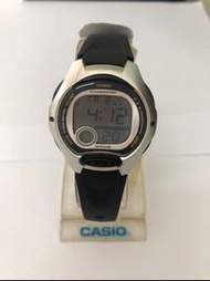 CASIO 學生/兒童錶 黑X銀 (LW-200-1A)