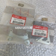 MESIN STAY BRACKET MOUNT UNDER COWL COVER FRONT COVER ENGINE HONDA CS1 Cs 1 ONE RIGHT ORIGINAL AHMKi