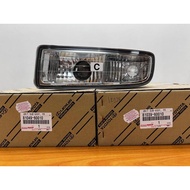 Original Land Cruiser LC100 Cygnus Front Bumper Fog Light FogLamp (White Cover) UZJ100 Lexus LX470