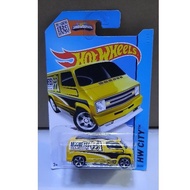 Hot Wheels - Custom '77 Dodge Van( Mooneyes)
