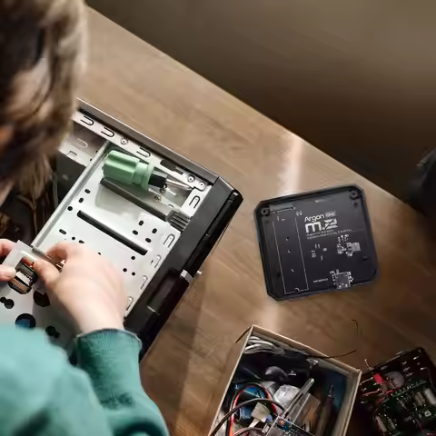 A08I M.2 Expansion Board USB 3.0 to M.2 SATA SSD Adapter for Raspberry Pi 4 Model B Base for Argon O