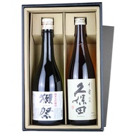 Dassai Junmai Daiginjo Polished 45 and Kubota Ginjo Senshu Sake Comparison Set Gift Box 720ml x 2 Bo