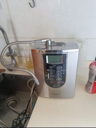 Panasonic 電解水機 TK-AS66