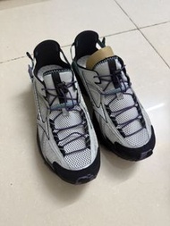 Mizuno Wave Rider 26 運動鞋