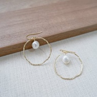 淡水珍珠耳環