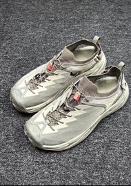 HOKA ONE ONE HOPARA 2
