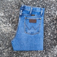 W3/31 Used Wrangler Jeans Model 36MWZ slim fit Production Maxico Actual Waist 31.5 "Length 47" Legs 