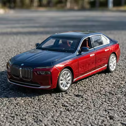 1:24 BMW 7 Series I7 G70 M6 GT3 M4 DTM CSL M4 V8 Alloy Metal Diecast Model Car Home Trendy & Desktop