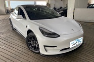 Tesla Model 3 風刀款包圍