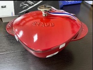 Staub 20cm 心形鑄鐵鍋 櫻桃紅