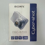Sony DSC-S700 Camera