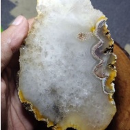 White crystal stone material natural weight 4 ounces