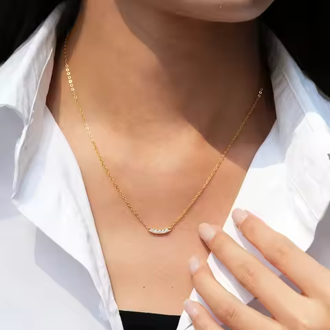 Luxury 100% Real 18k Gold Smile Pendant Lady Moissanite Necklace