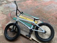 兒童白色BMX單車