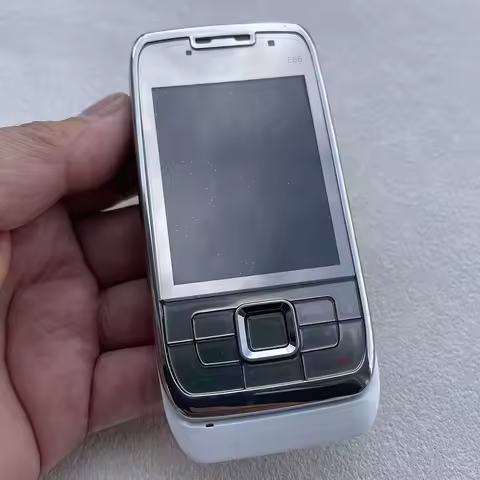 Original E66 Unlocked Mobile Cell Phone GSM 2G 3G Symbian OS Smartphone.Only Chinese Keyboard