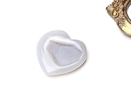 天然瑪瑙愛心小晶洞聚寶盆瑪瑙片 辦公室 居家 療癒 擺件