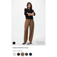 UNIQLO SWEAT DRY CURVE PANTS
